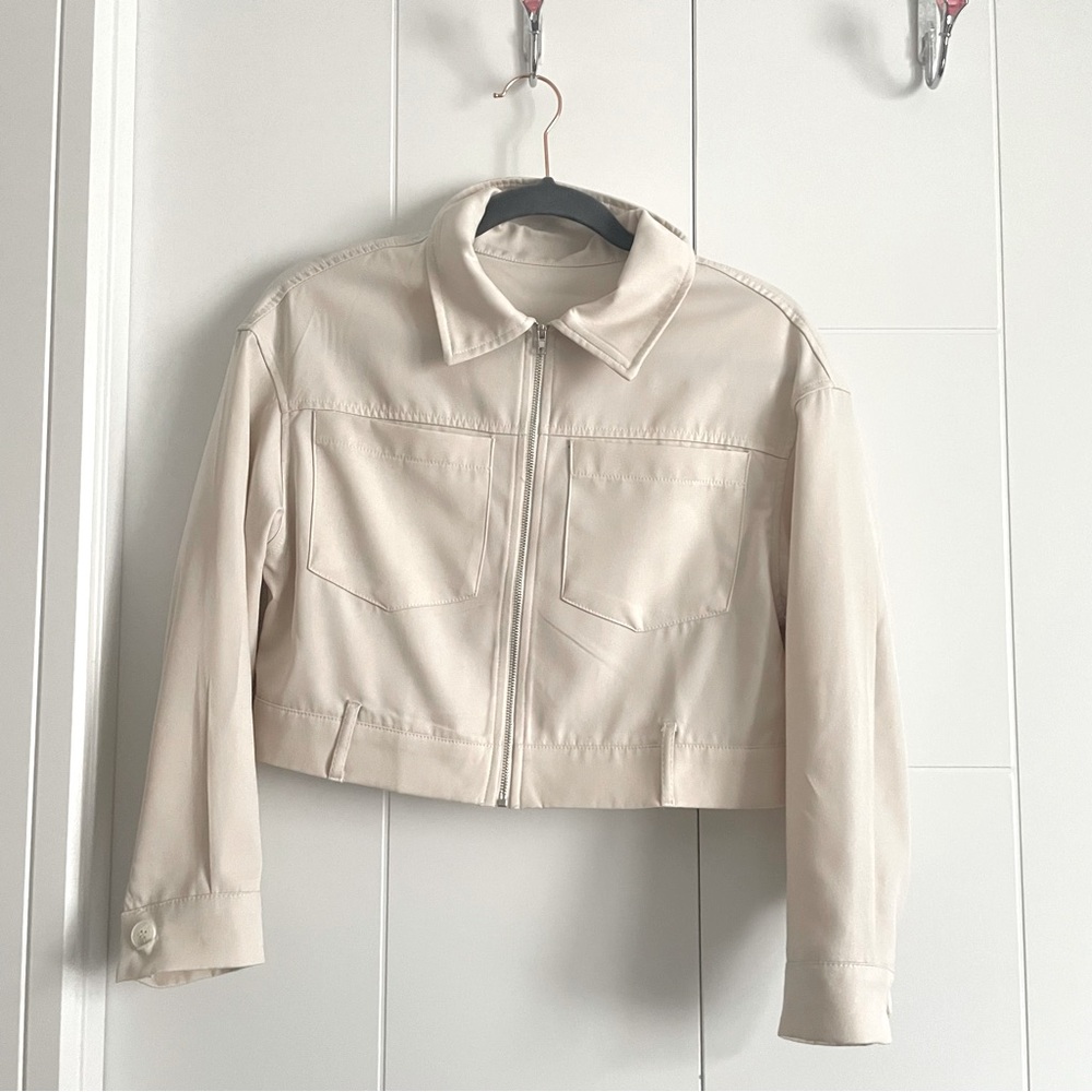 Cream Cropped Boxy Zip Up Blazer Jacket